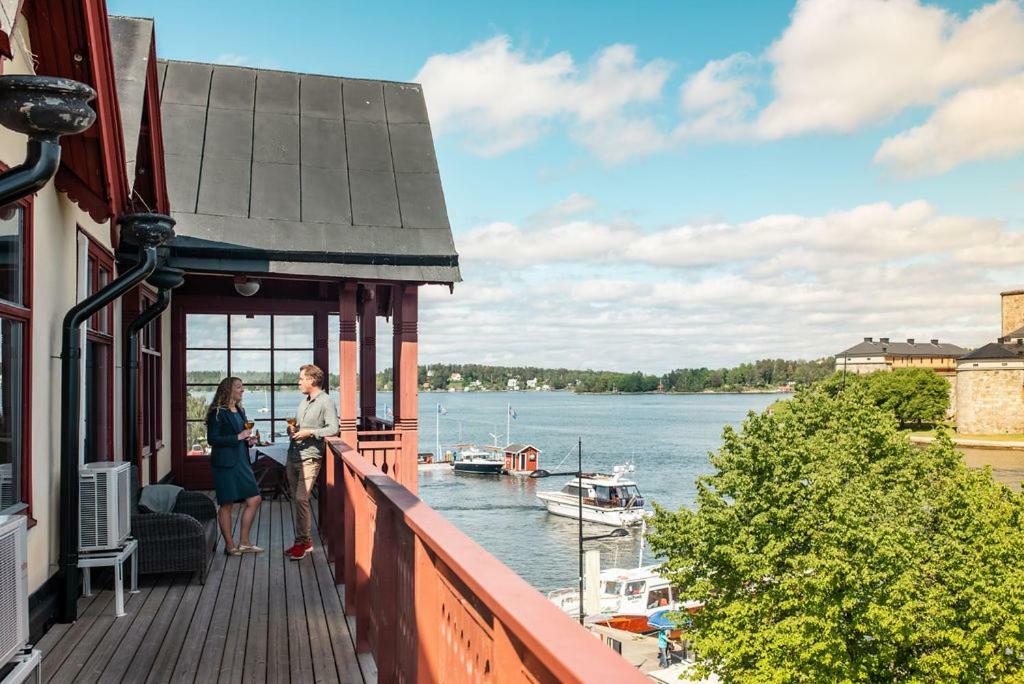 Waxholms Hotell Vaxholm Exterior photo